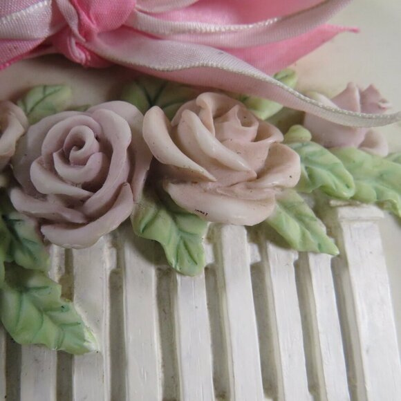 Roses & Picket Fence Plaque Spring Bouquet 20667 Russ Berrie - Picture 3 of 11